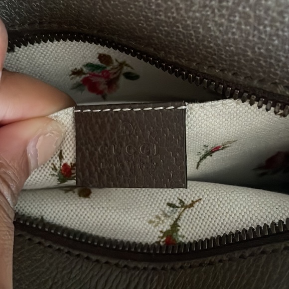 Gucci crossbody - Picture 2 of 7